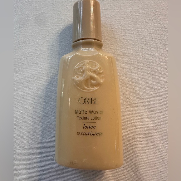 Oribe Matte Waves Texture Lotion - Luxury Hair Care Product - Picture 1 of 6